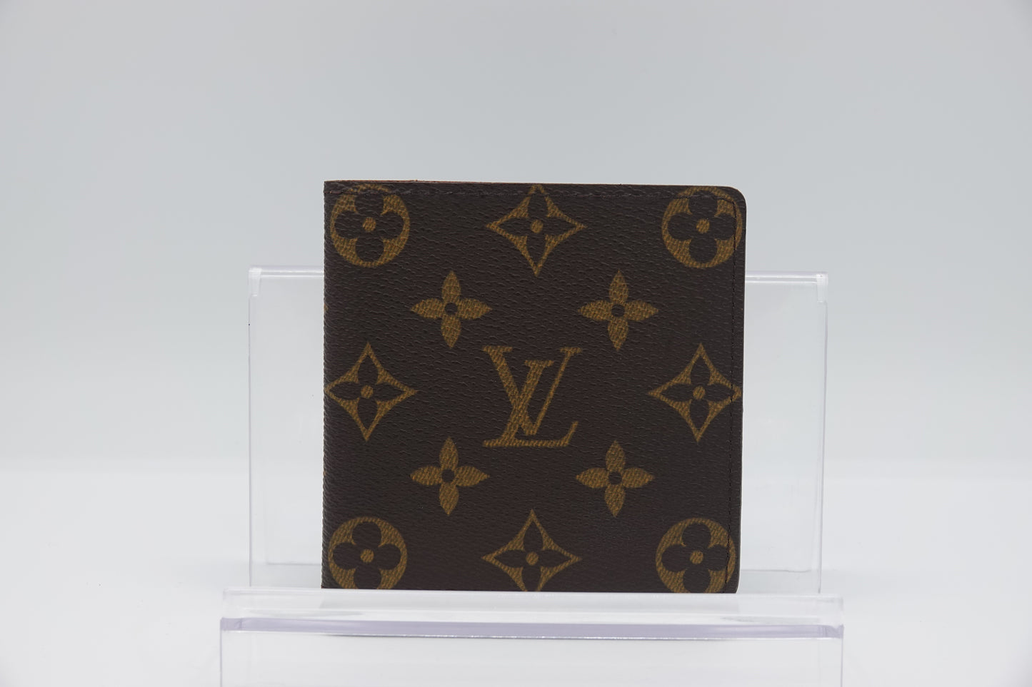 Louis Vuitton Brown Canvas Monogram BiFold Mens Wallet