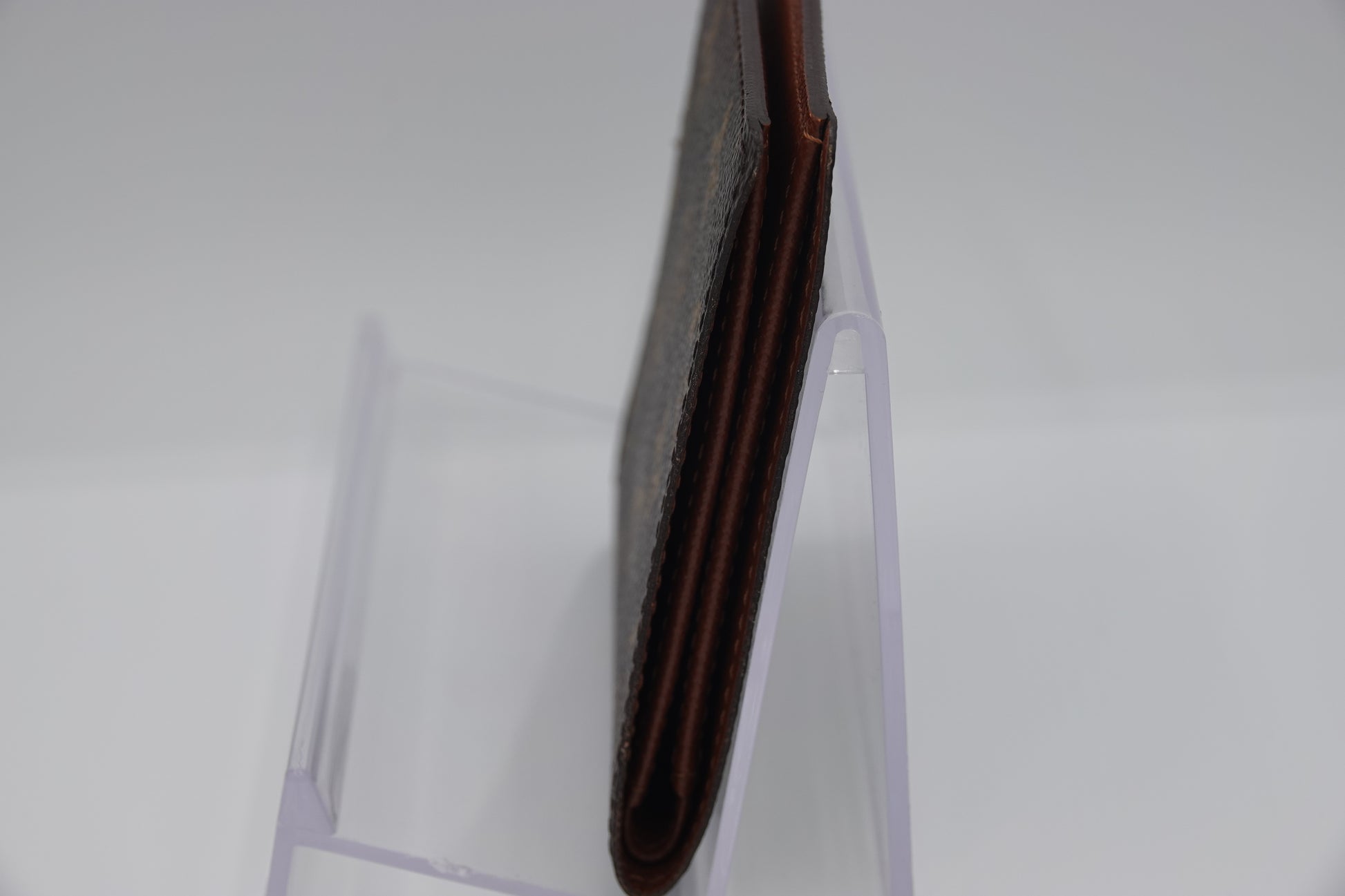 bottom Louis Vuitton Brown Canvas Monogram BiFold Mens Wallet