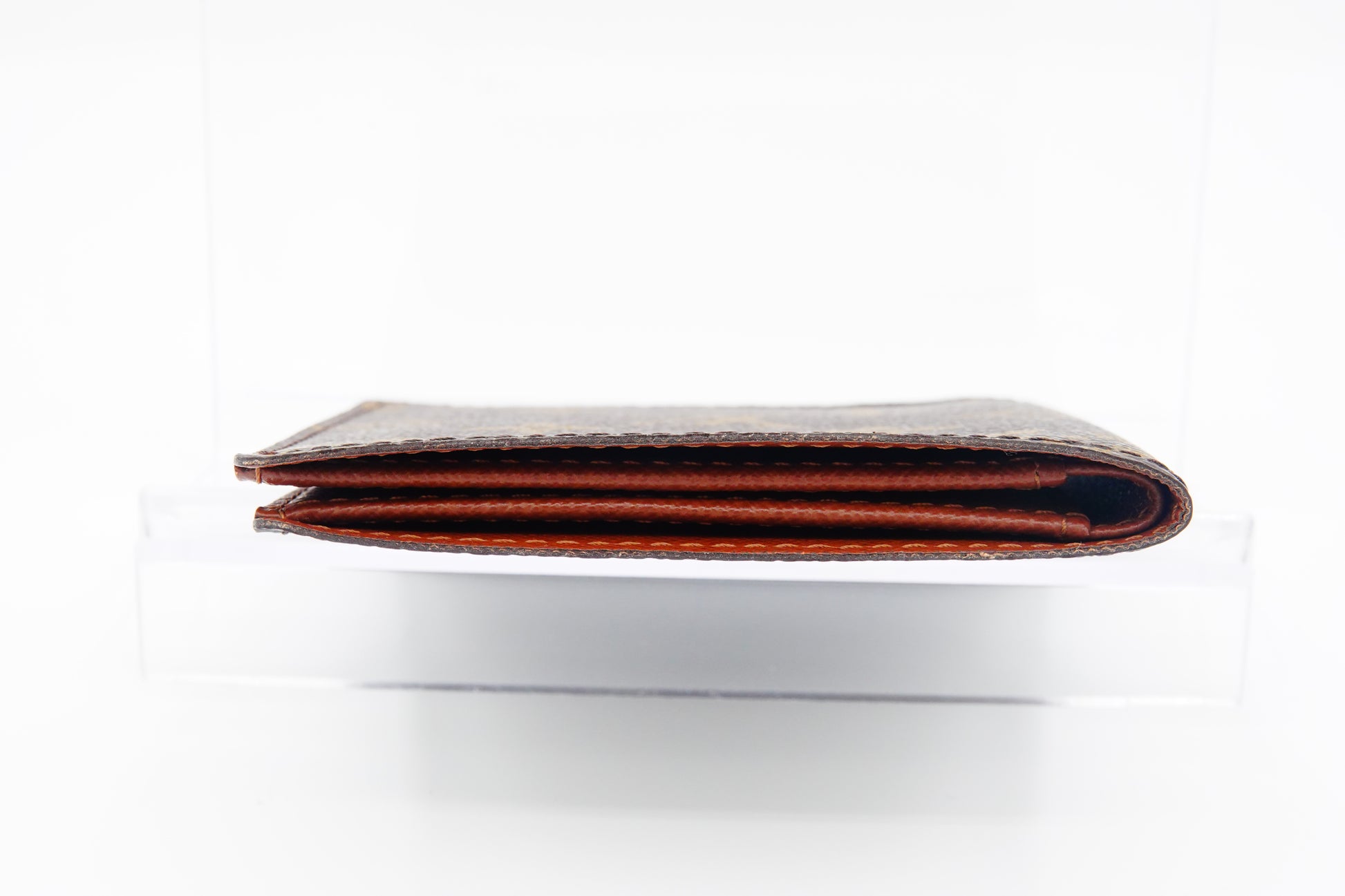 extra edge Louis Vuitton Brown Canvas Monogram BiFold Mens Wallet