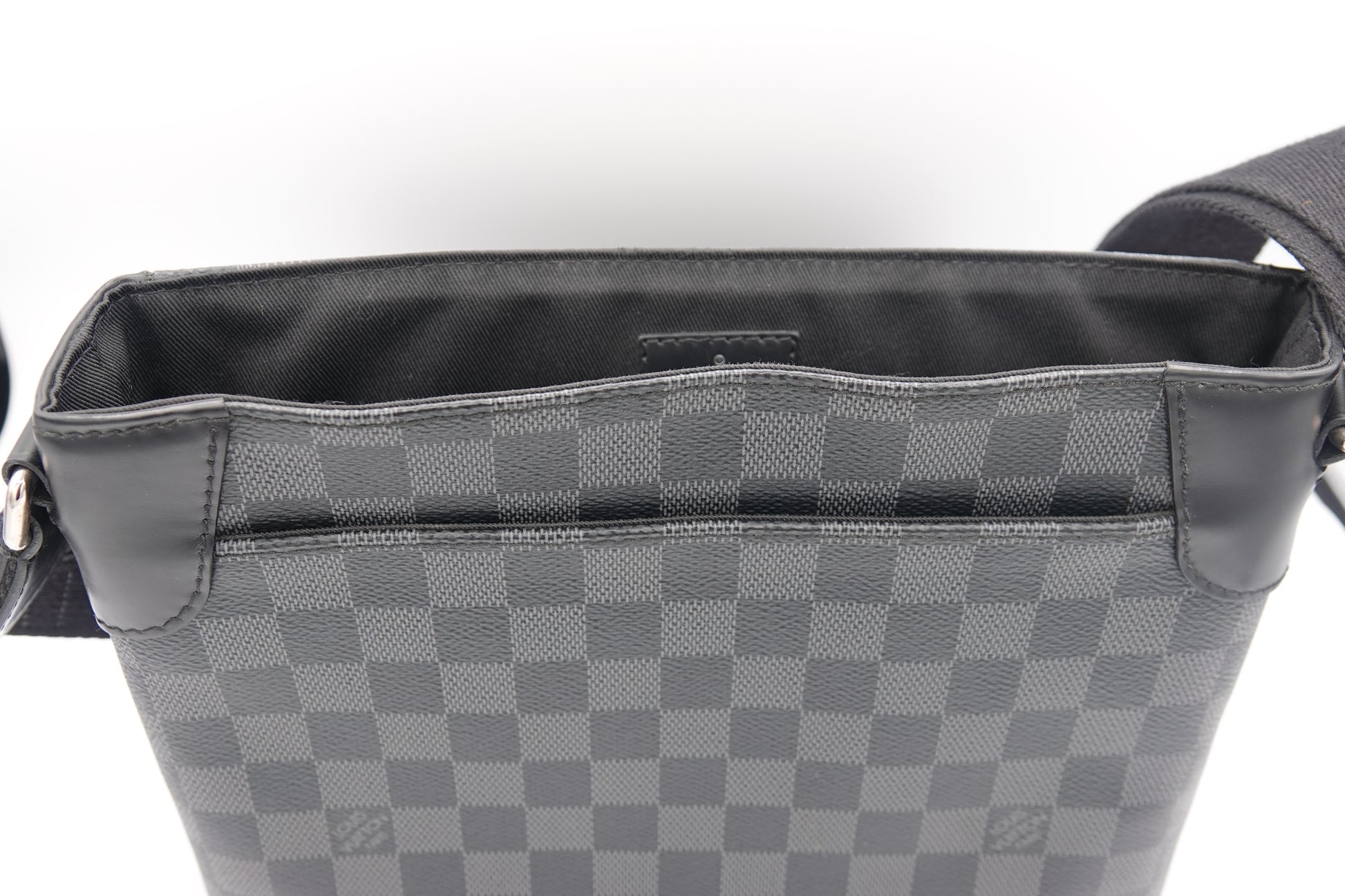 top edge Louis Vuitton Damier Graphite District PM