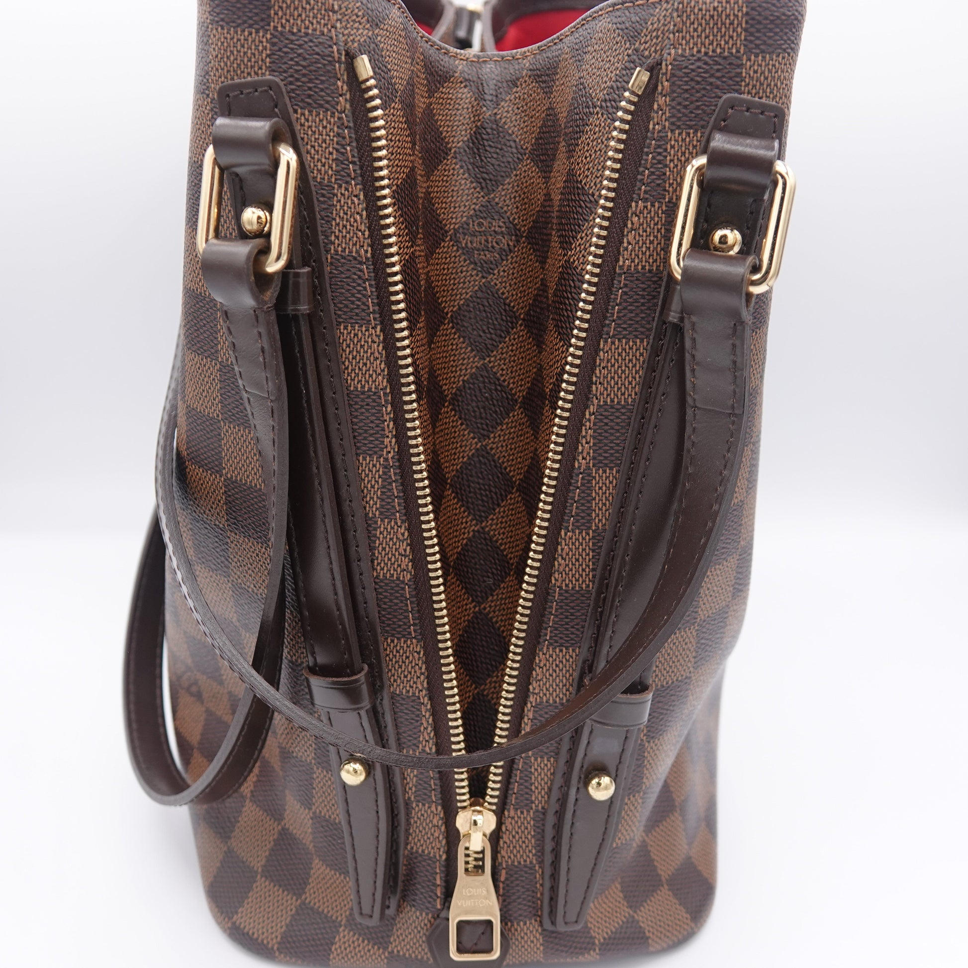 open side view Louis Vuitton Damier Ebene Cabas Rivington