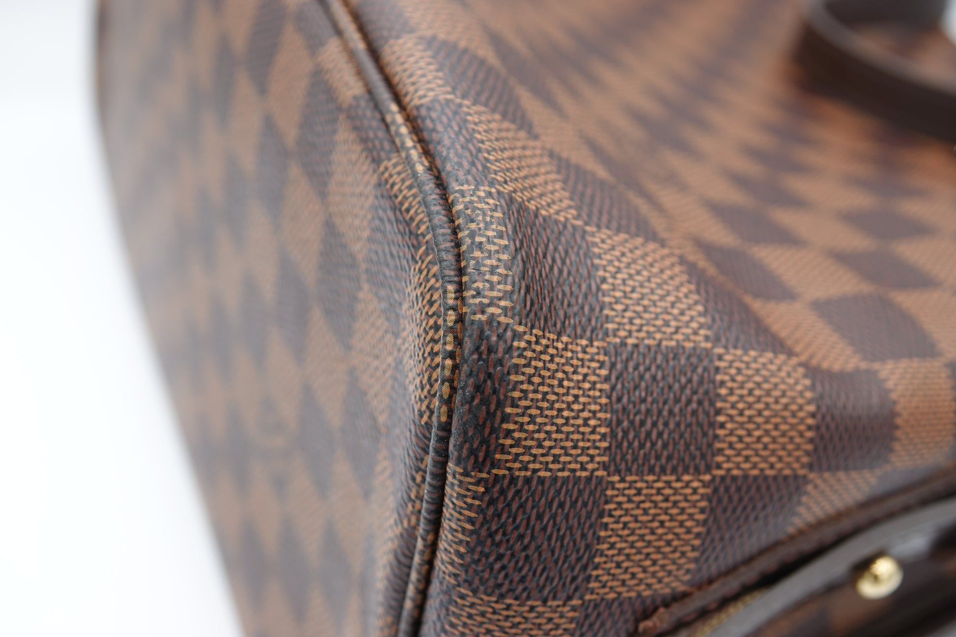 corner Louis Vuitton Damier Ebene Cabas Rivington