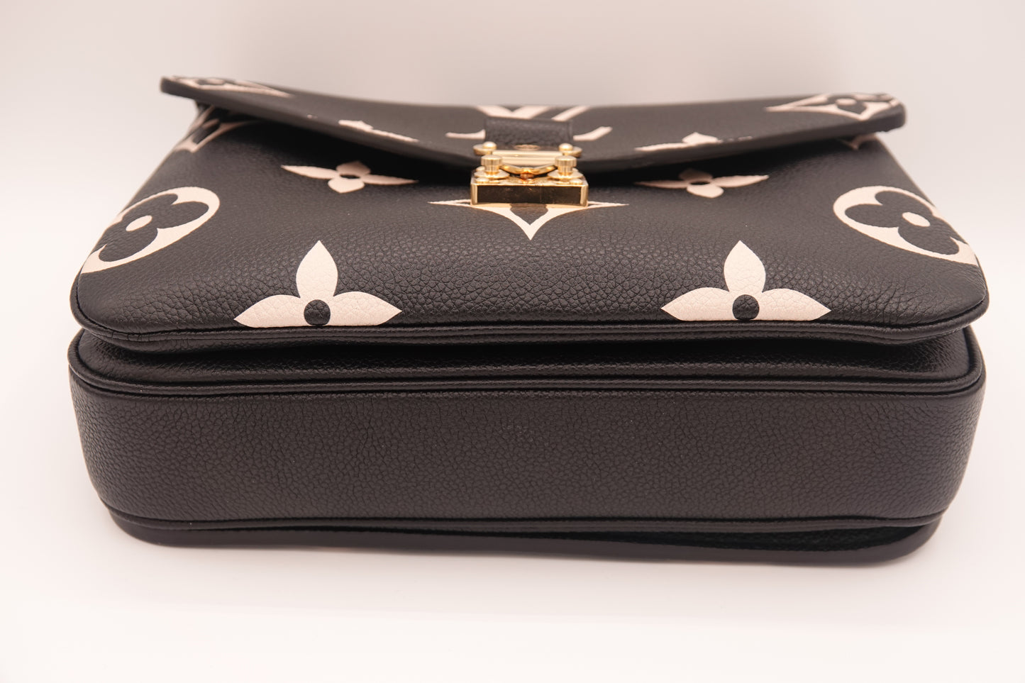 Louis Vuitton Empreinte Giant Monogram Pochette Metis Black Beige