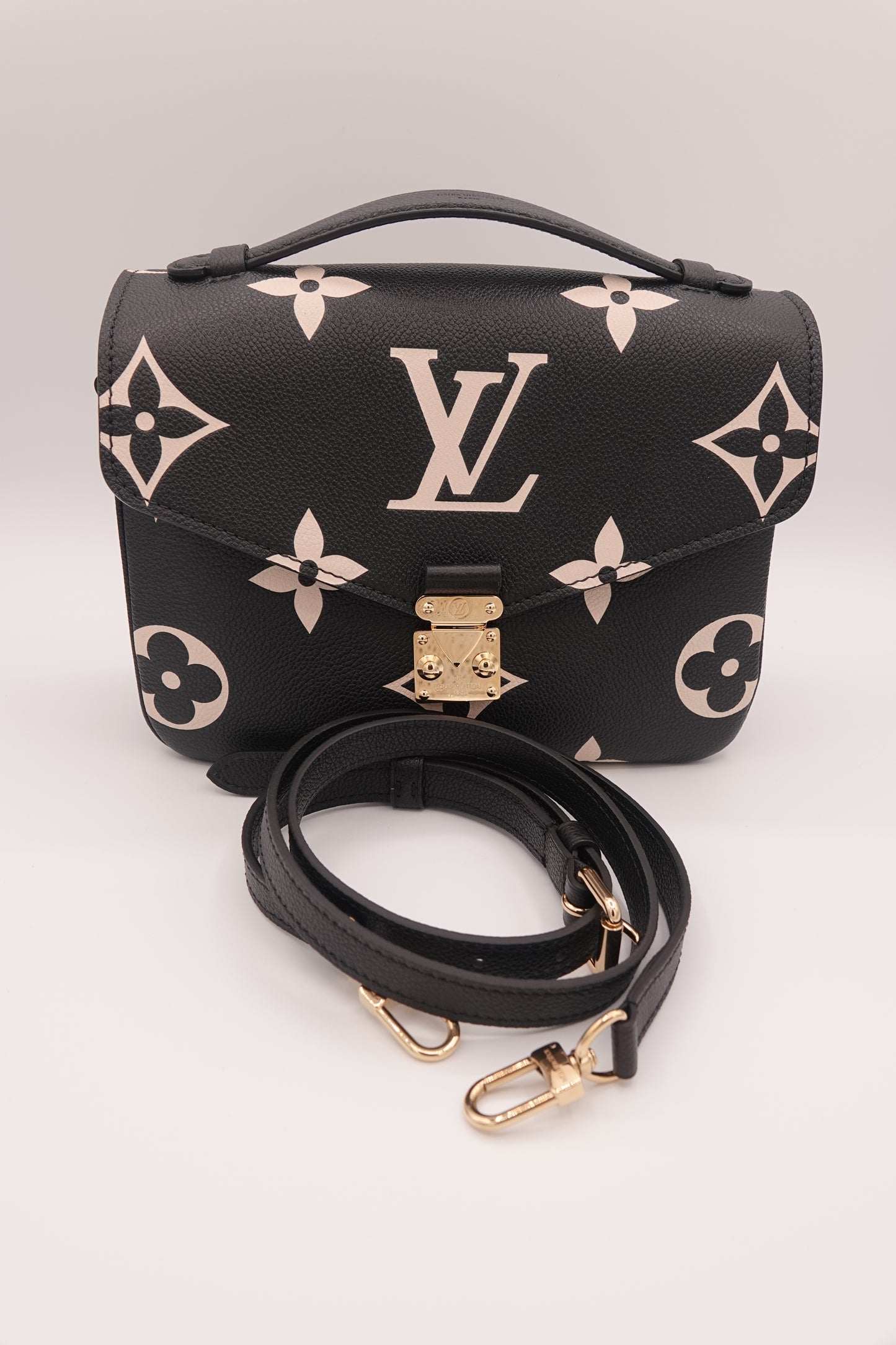 Louis Vuitton Empreinte Giant Monogram Pochette Metis Black Beige