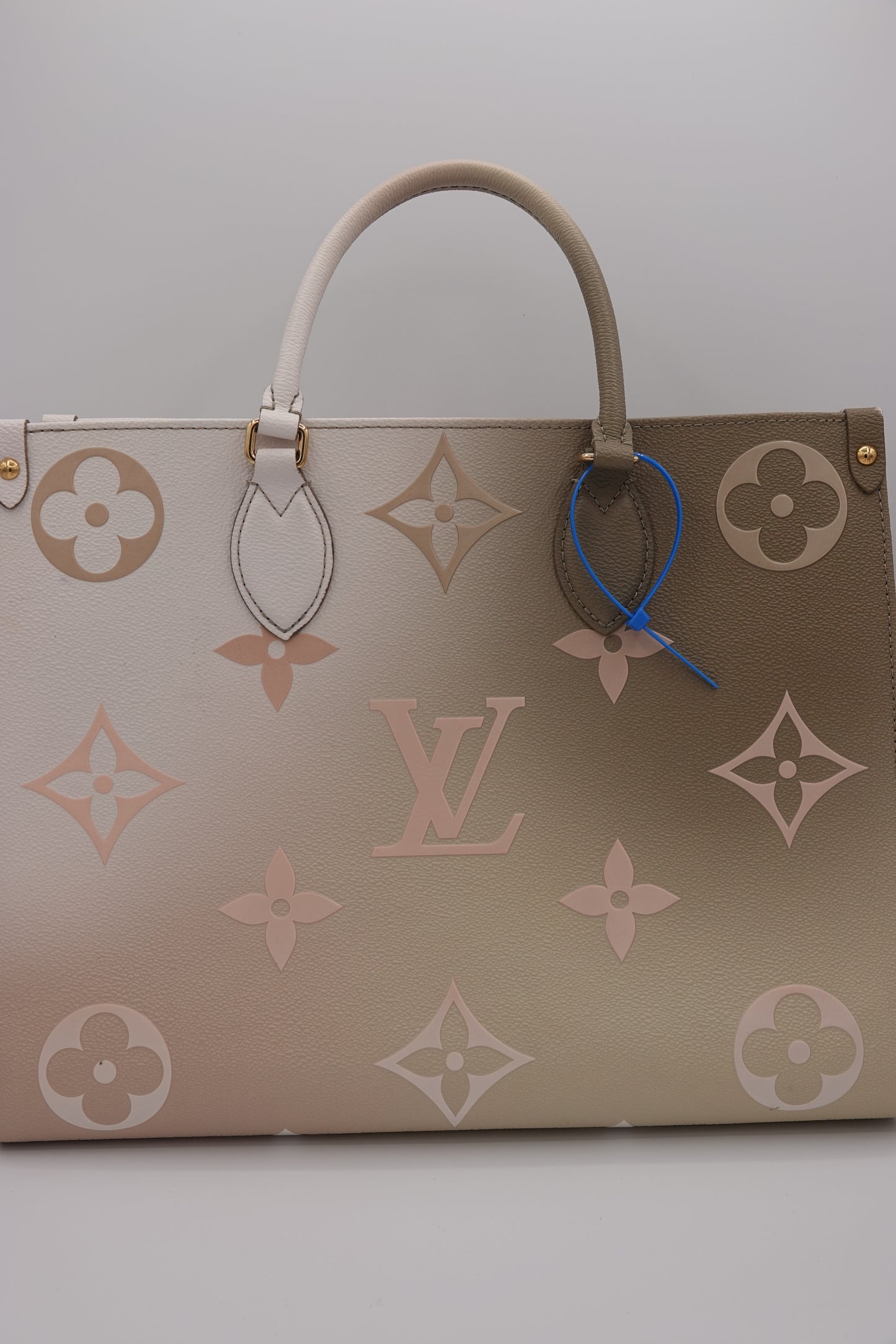 Louis Vuitton Monogram Giant Spring In The City Sunset Khaki MM