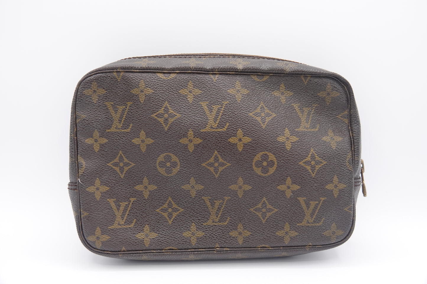 Louis Vuitton monogram bag on a white background