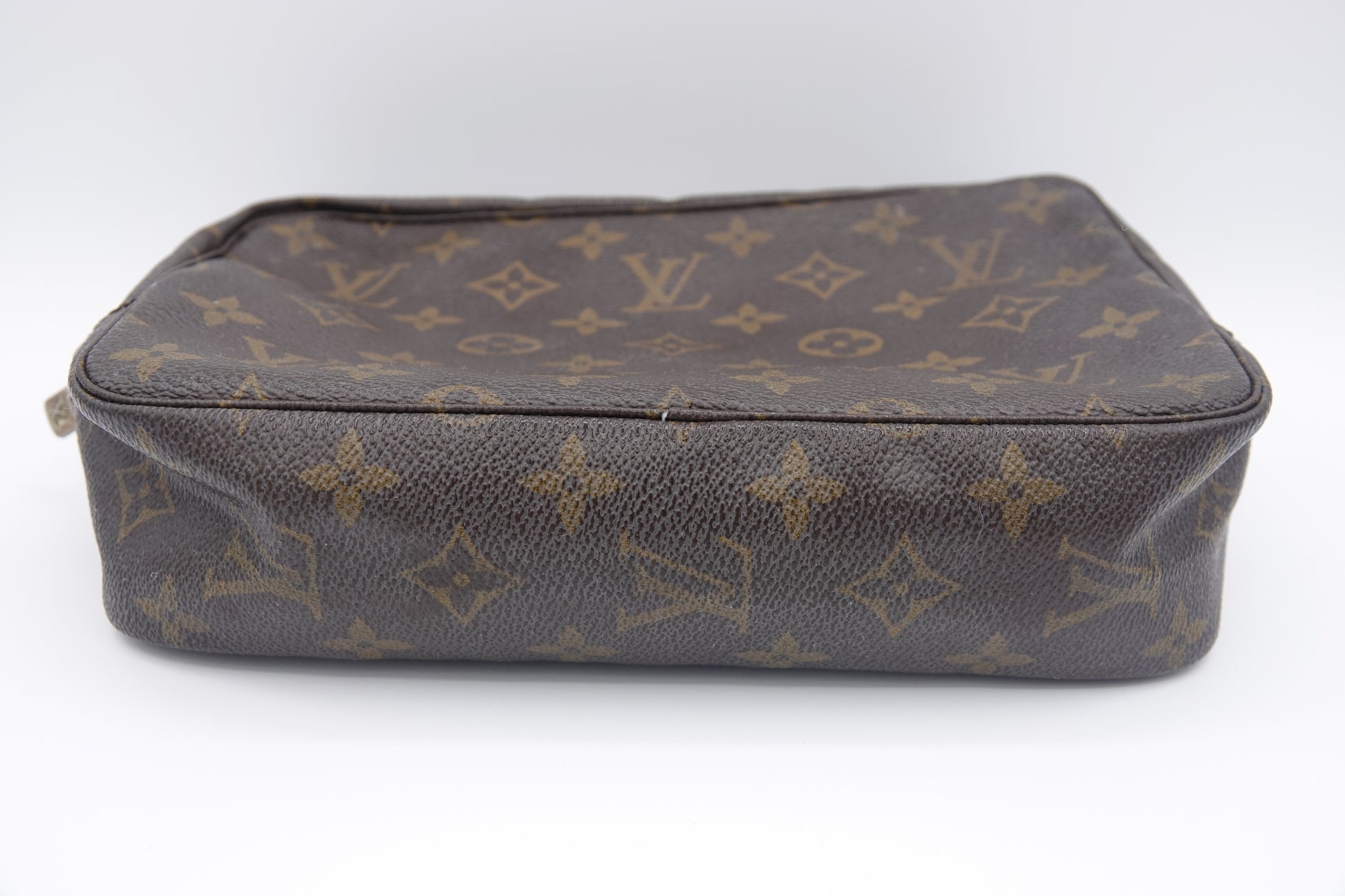 Louis Vuitton monogram bag on a white background