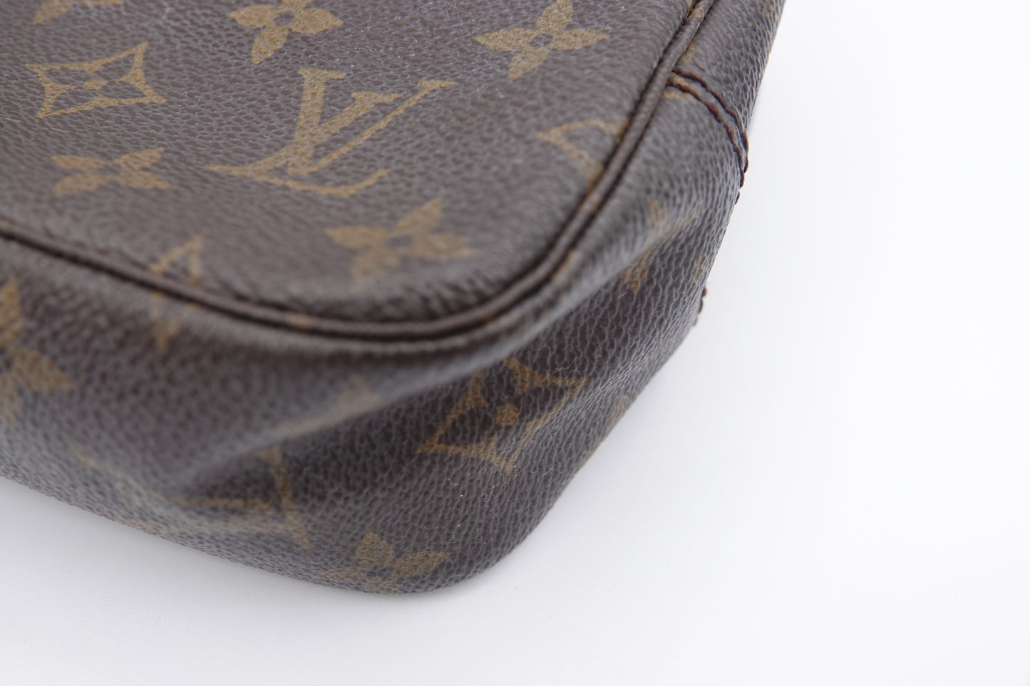Louis Vuitton monogram pattern on a product corner
