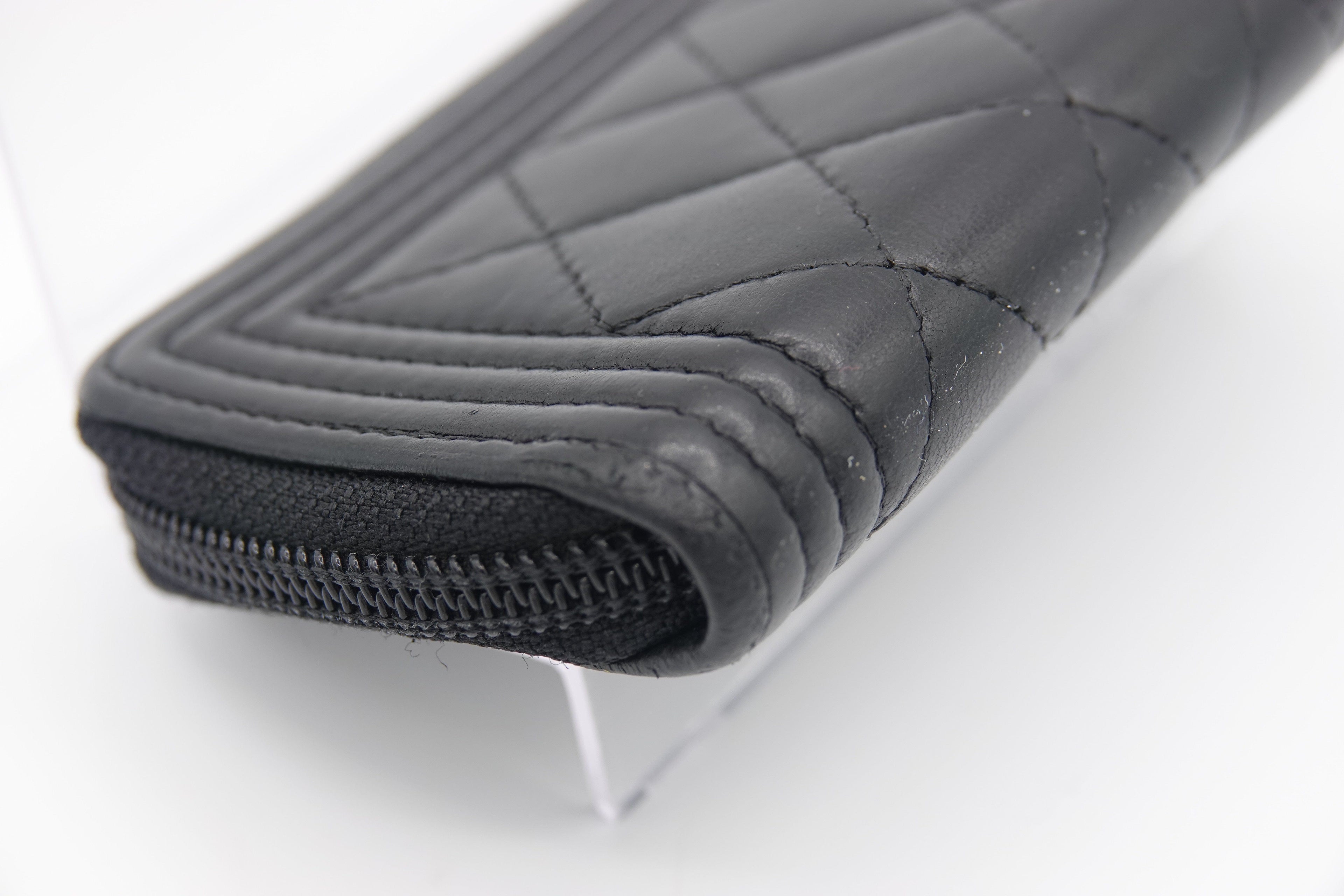Chanel Boy Zip Around Coin Purse Wallet – Black Quilted Lambskin | Pre-Owned