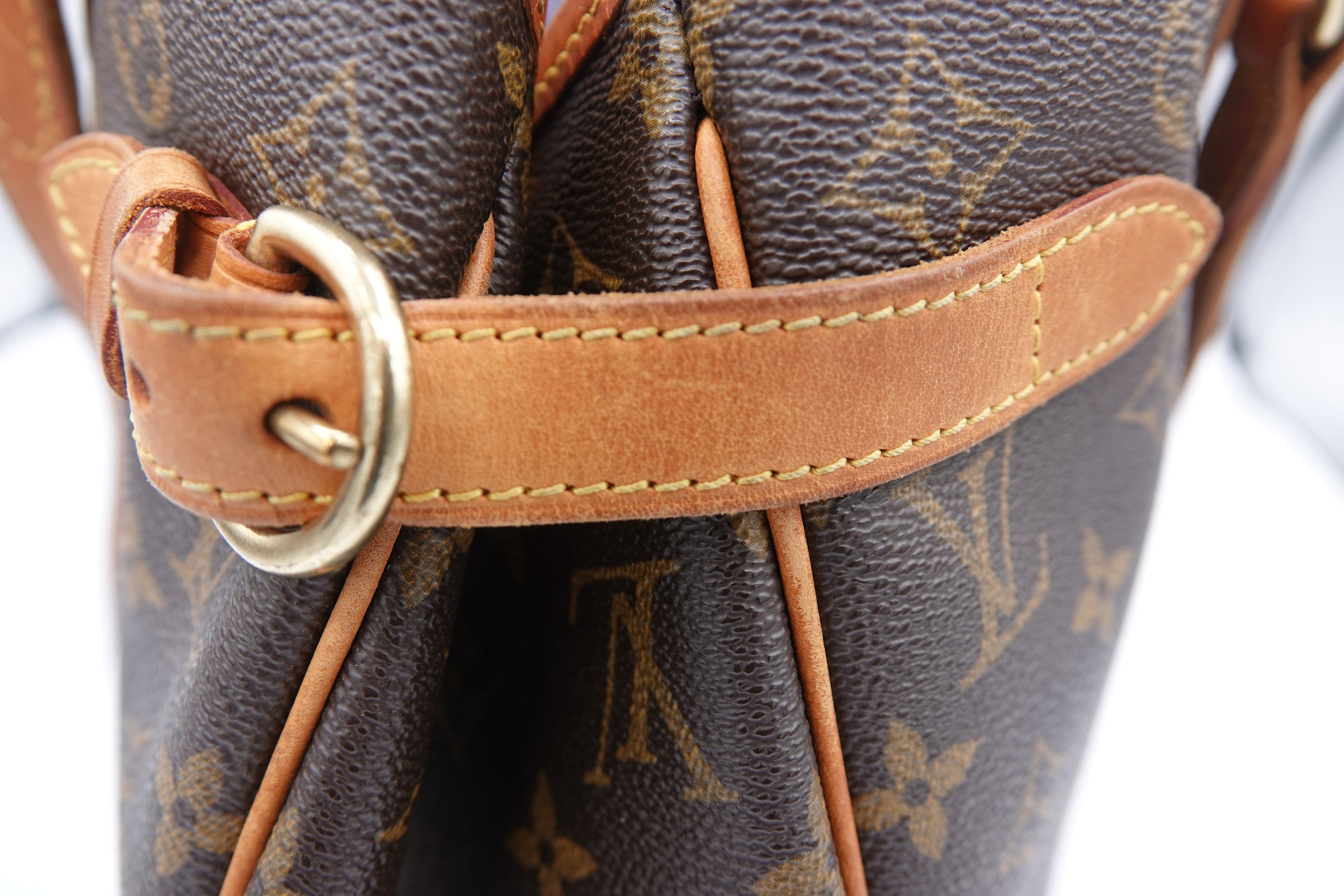 Louis Vuitton Monogram Batignolles Horizontal Brown