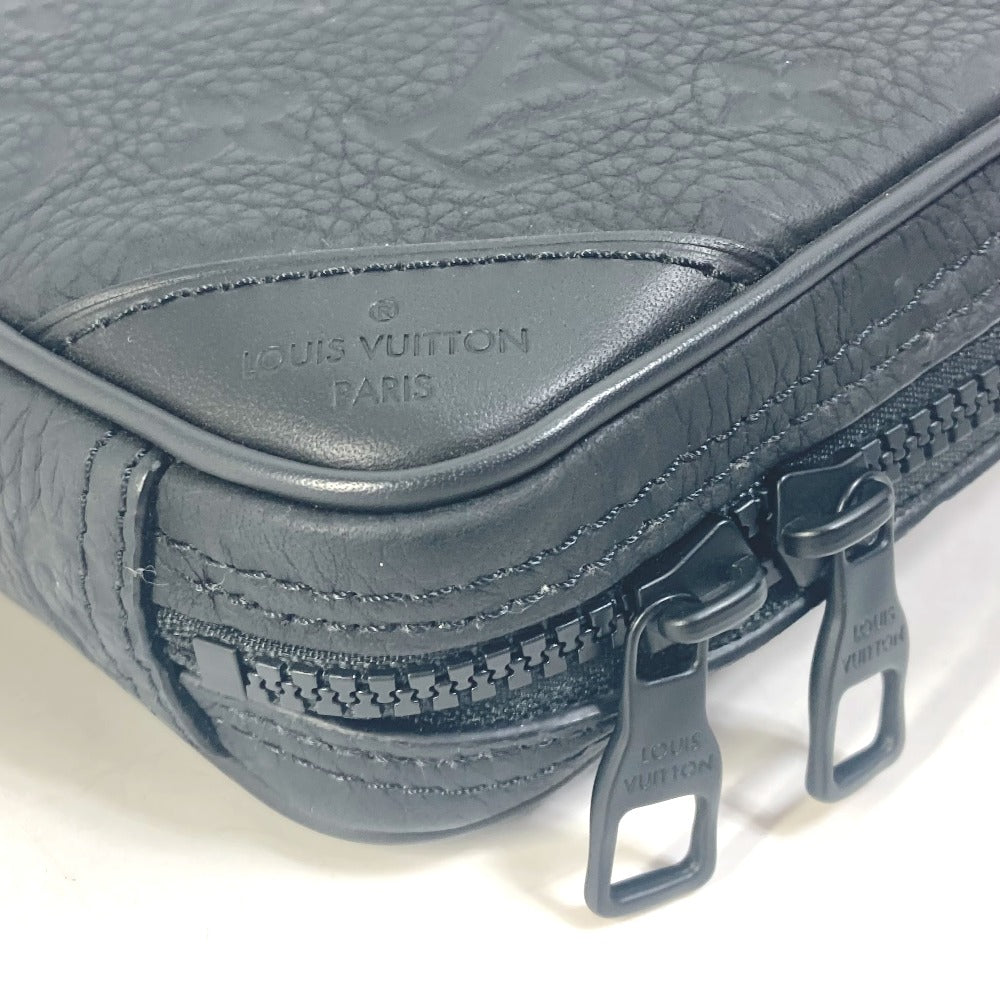 zipper corner Louis Vuitton Empreinte Monogram Men's Crossbody Black