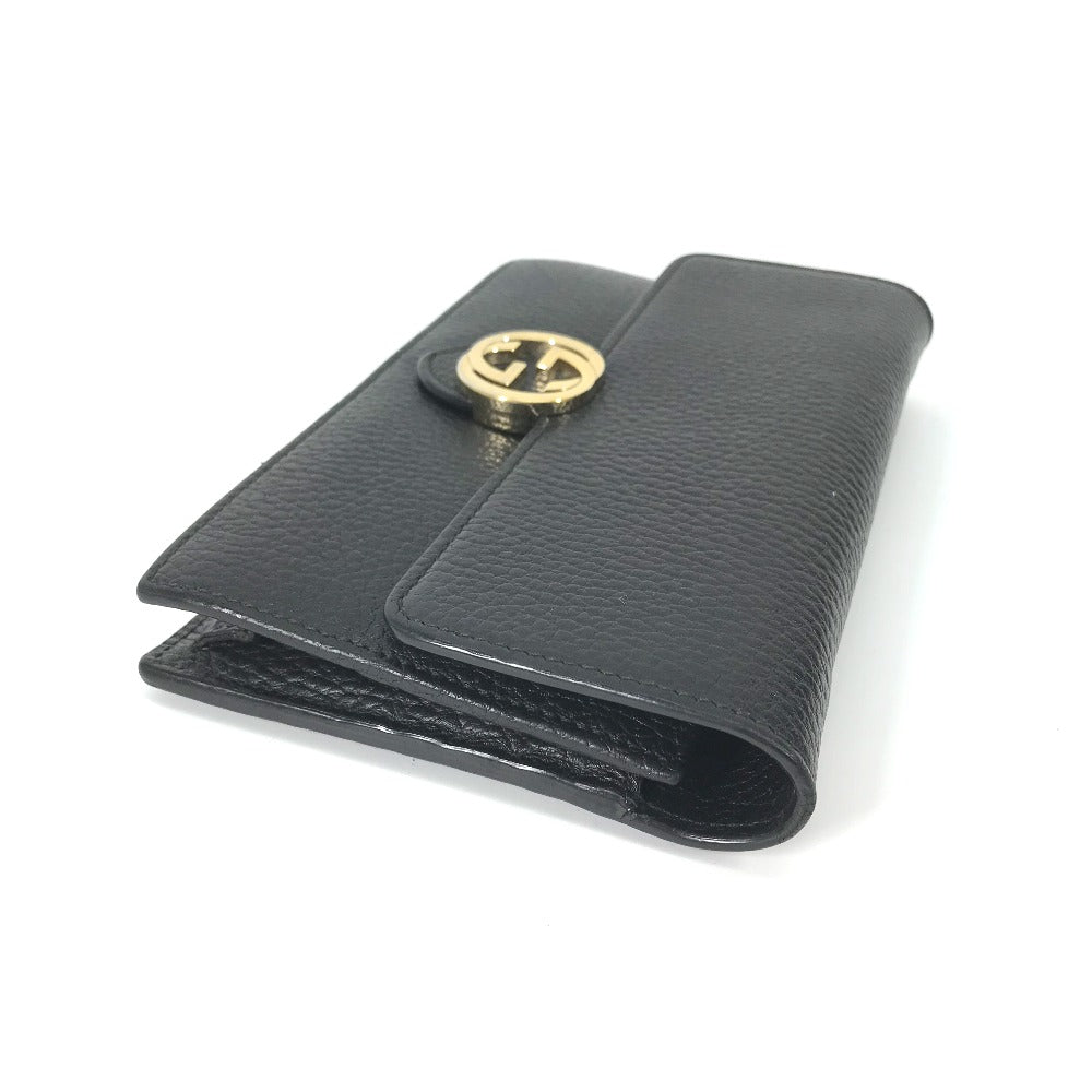 opposite side Gucci Interlocking "G" Chain Wallet Black gold hardware