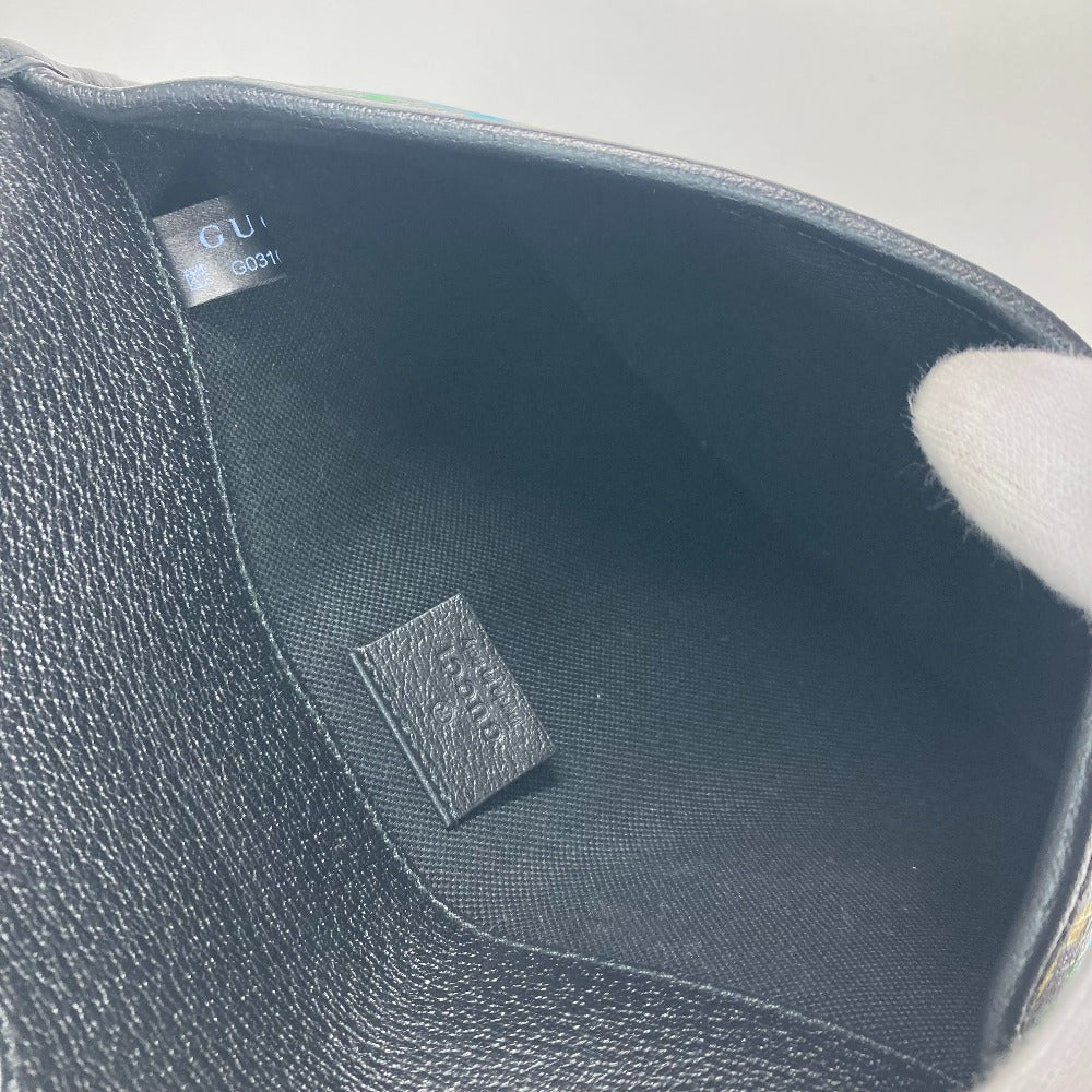 interior Gucci Supreme Monogram Psychedelic Slim Belt Bag multicolor and black