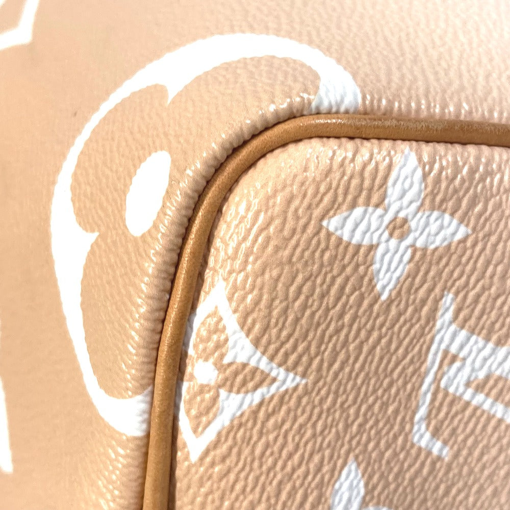 corner Louis Vuitton By The Pool Speedy Bandouliere 25 Brume