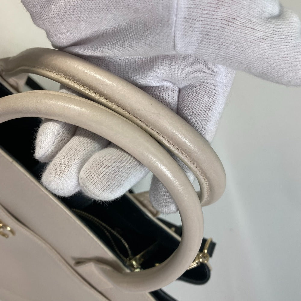 handles Chanel Calfskin Bi-Color Neo Executive Small Shopper Tote Beige/Black