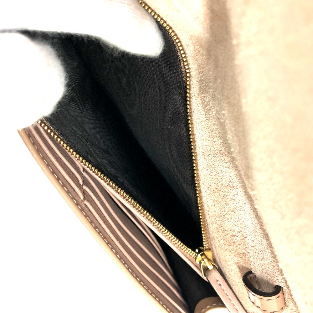 open pocket Gucci Micro "GG" Shoulder Bag Beige Patent Leather