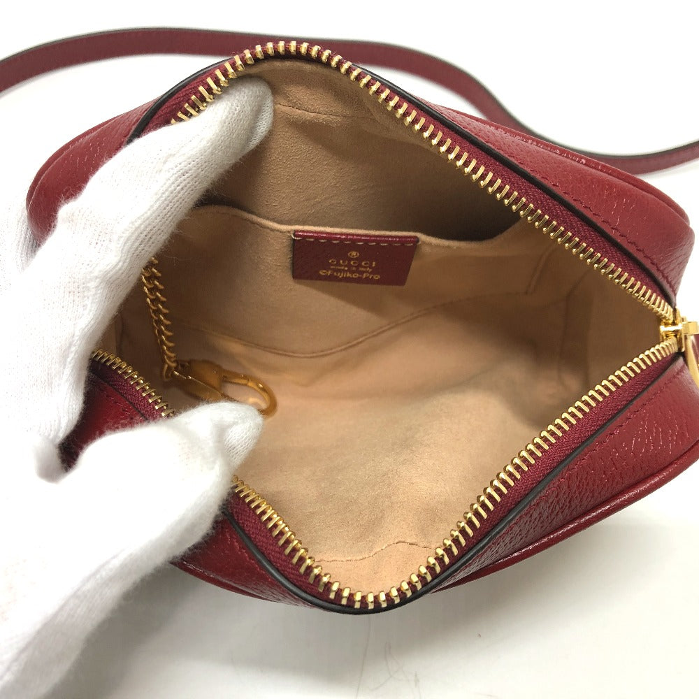 interior Gucci X DORAEMON Mini Vintage GG Supreme Monogram Camera Bag