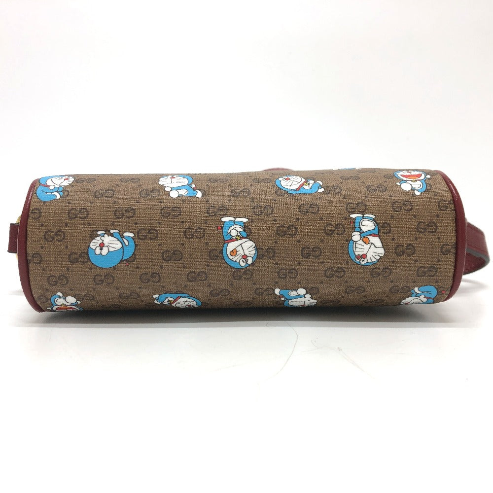 bottom Gucci X DORAEMON Mini Vintage GG Supreme Monogram Camera Bag