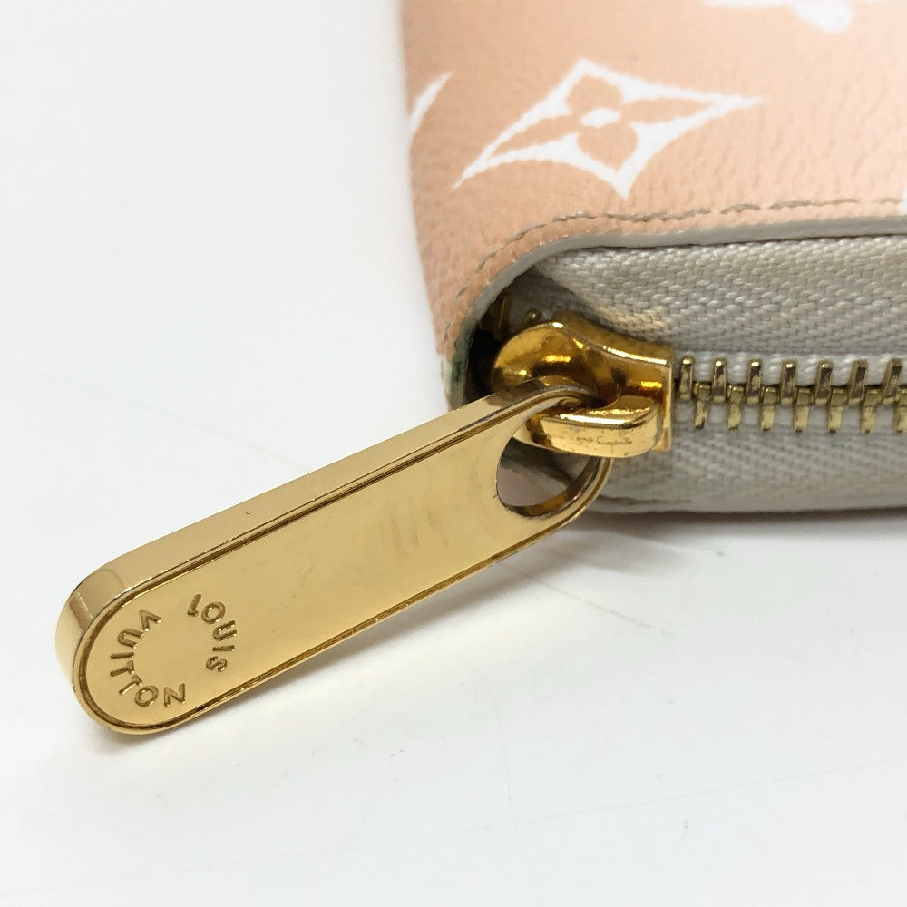 Louis Vuitton Monogram Giant By The Pool Zippy Wallet Brume -Pre-Owned