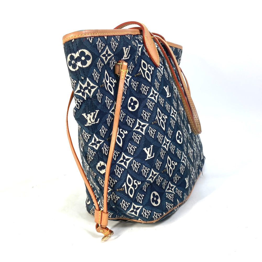 side Louis Vuitton Jacquard 1854 Neverfull MM Blue