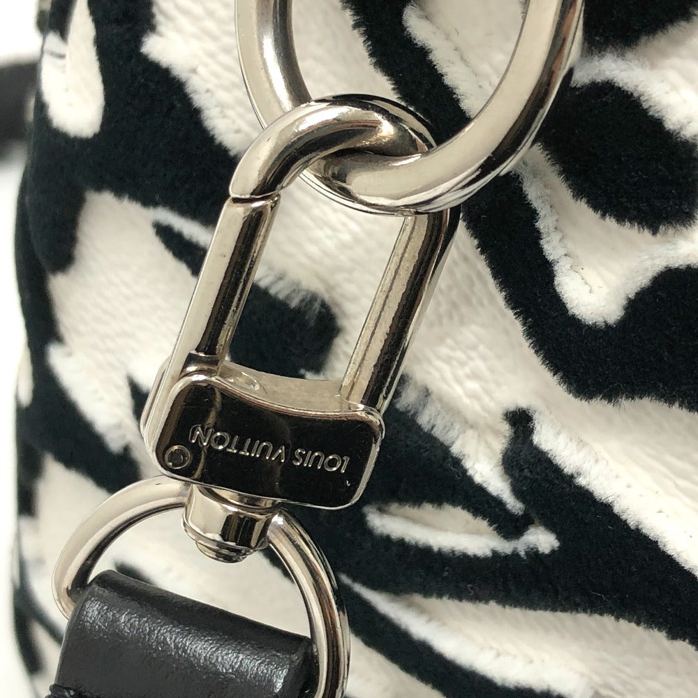 clasp Louis Vuitton X UF Tufted Speedy Bandouliere 25 Black/White