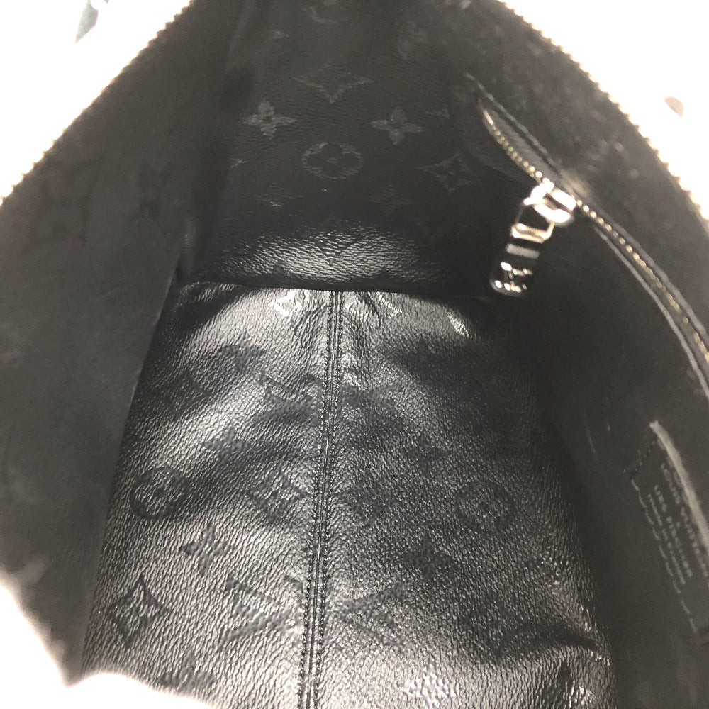 full interior Louis Vuitton X UF Tufted Speedy Bandouliere 25 Black/White