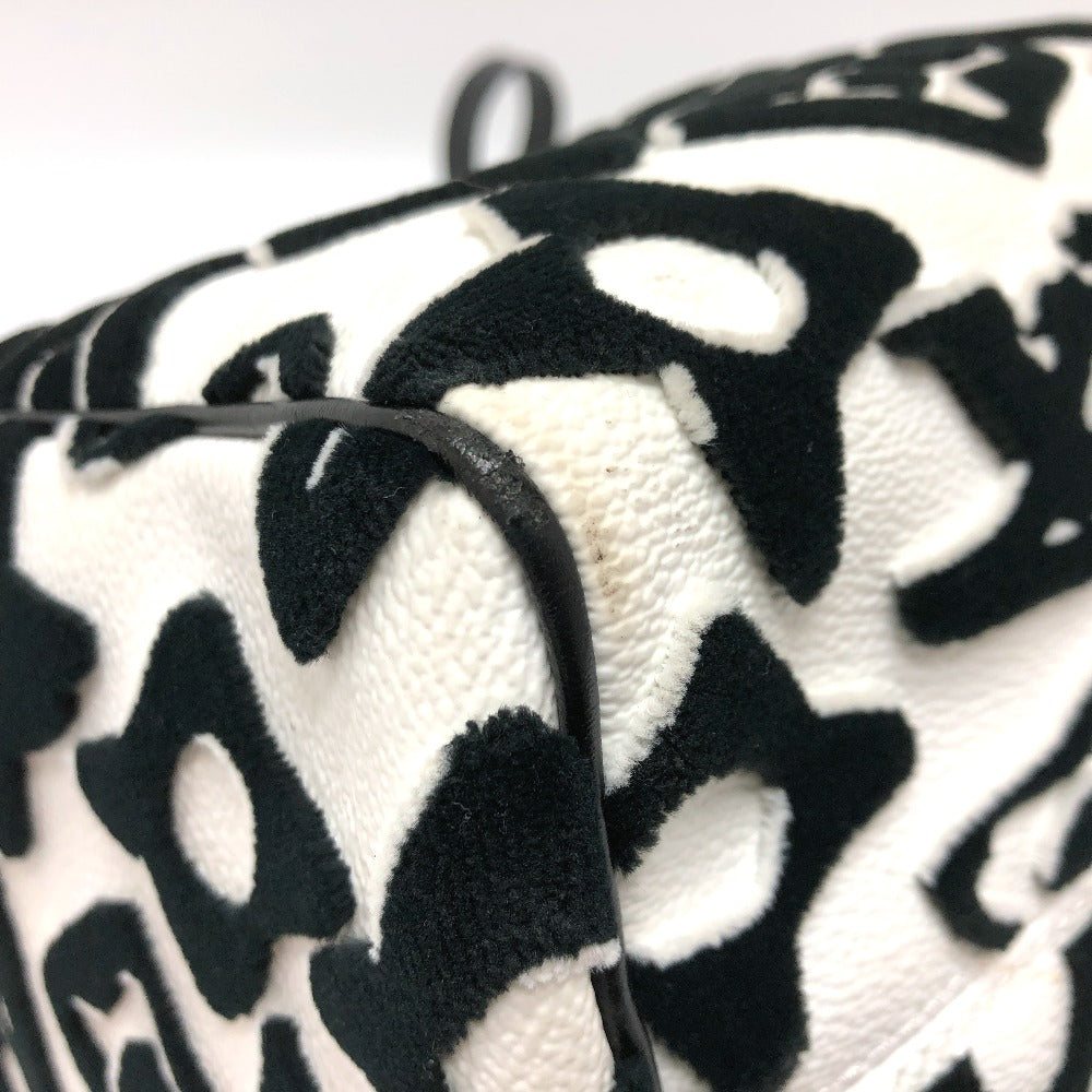 corner Louis Vuitton X UF Tufted Speedy Bandouliere 25 Black/White