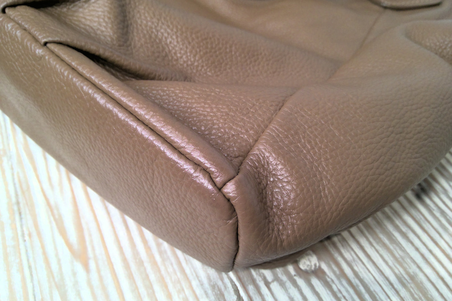 Pre-Loved Marc by Marc Jacobs Q Fran Leather Hobo Bag "Sold Out"