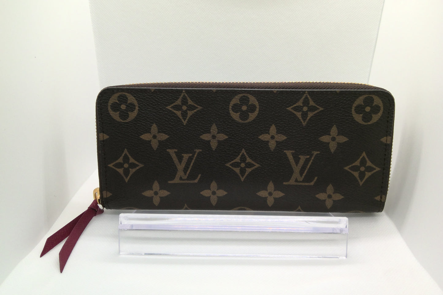 Pre-Loved Louis Vuitton Monogram Clemence Long Wallet "Sold Out "