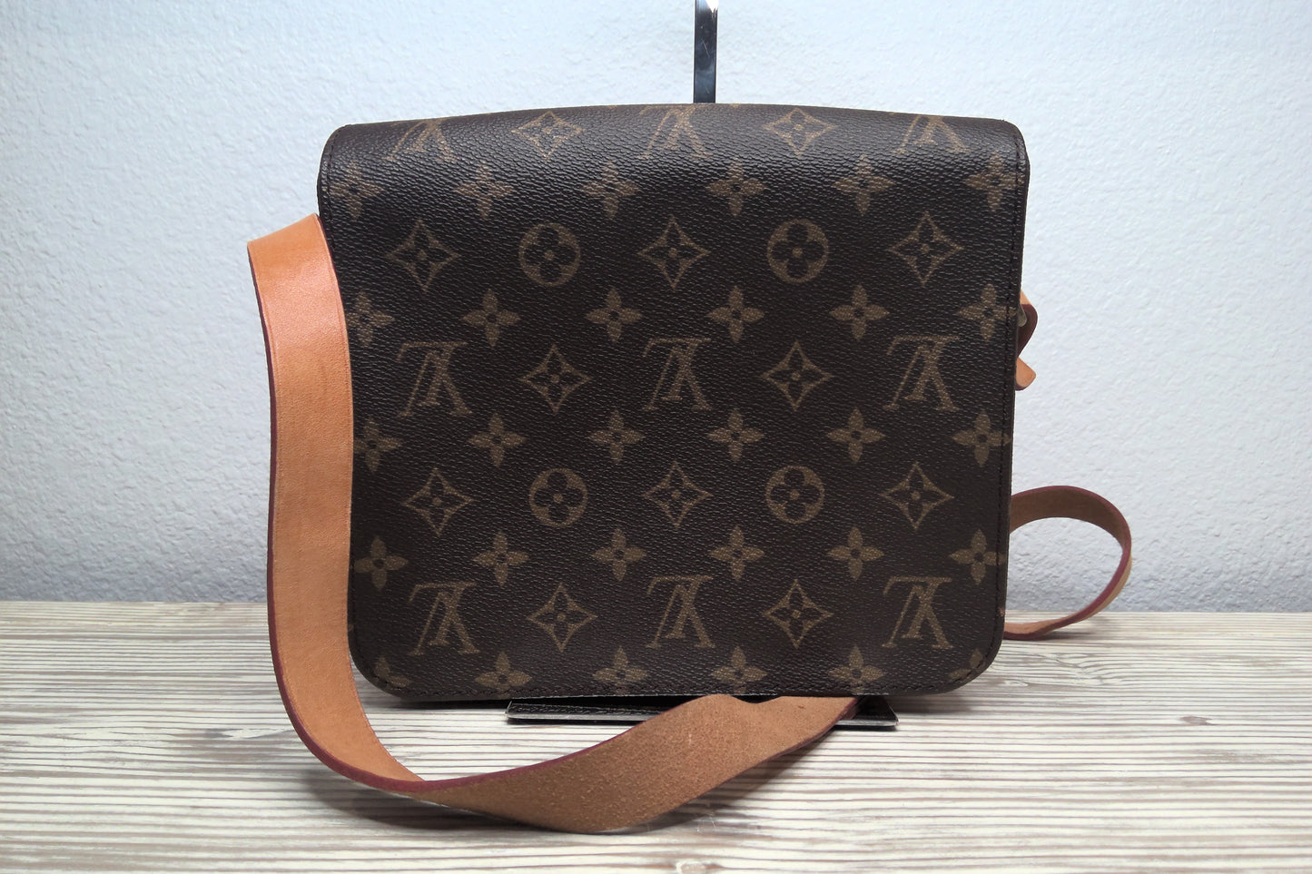 Pre-Loved Louis Vuitton Monogram Cult Sierre Cartouchiere MM "Sold Out"