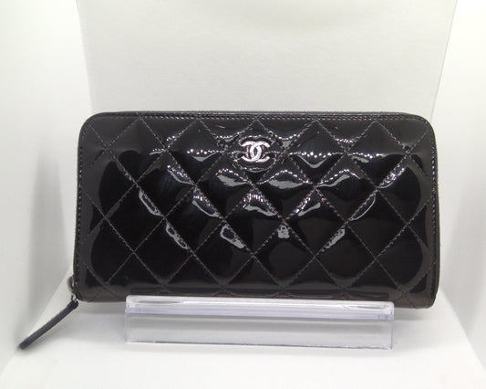 Pre-Loved Chanel Classic Matelasse Long Patent Leather Wallet