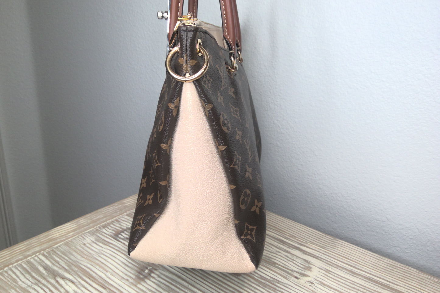 Pre-Loved Louis Vuitton Monogram Pallas 2-Way MM