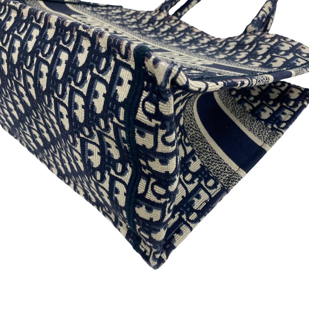 corner Christian Dior Oblique Medium Book Tote Blue