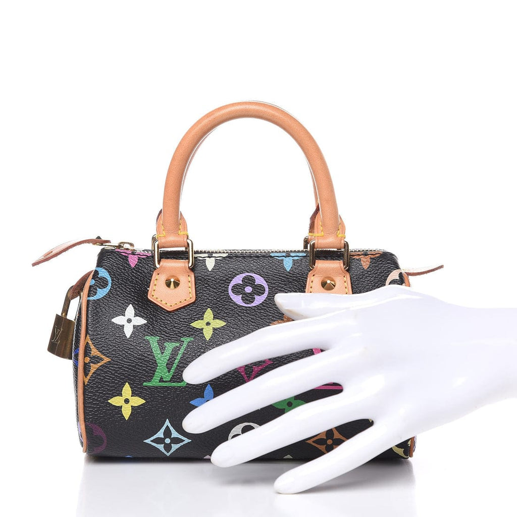 model shot of similar handbag